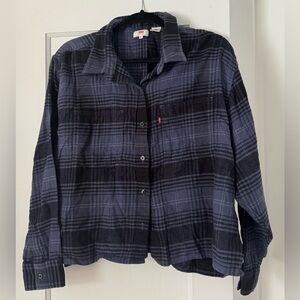 Levi’s Cropped Soft Flannel Sz XL